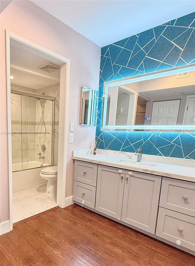 Building Photo - 20355 NE 34th Ct