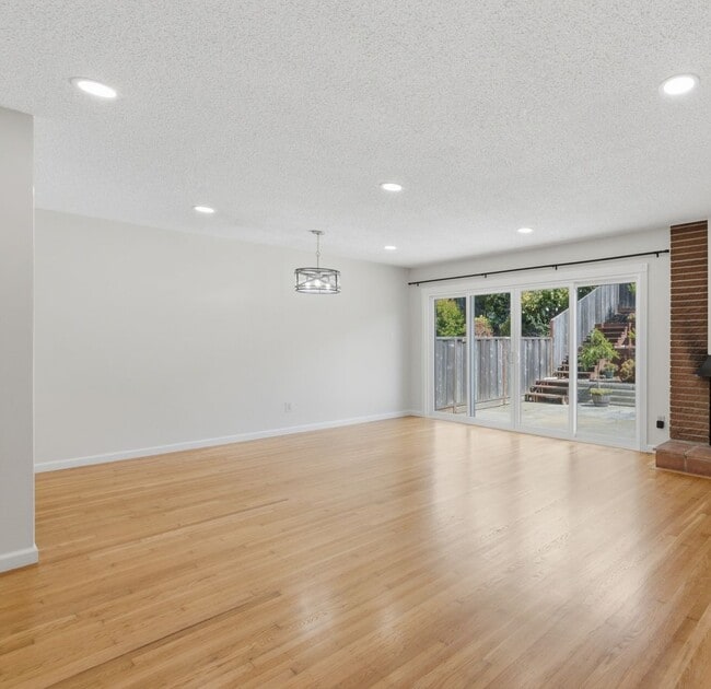 Building Photo - Spacious South San Francisco Home with Large Backyard, Garage & In-Unit Laundry
