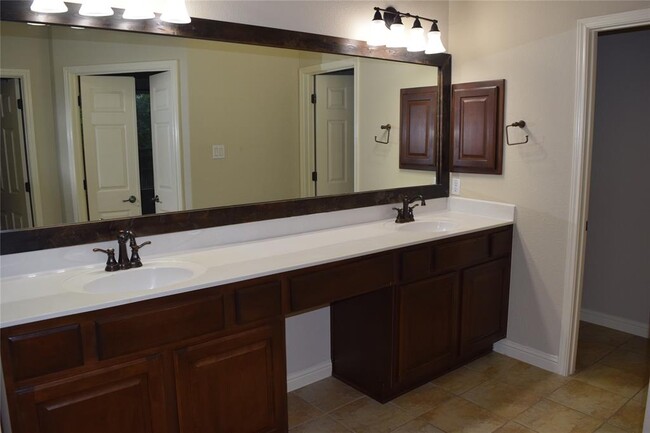 Building Photo - 1403 River Birch Way