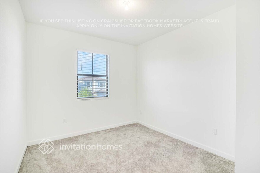 Building Photo - 2410 N 108th Dr