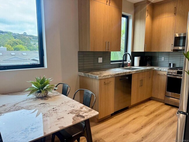 Building Photo - 8168 Paseo Del Ocaso