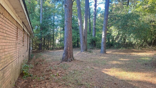 Building Photo - 110 Hill Blvd