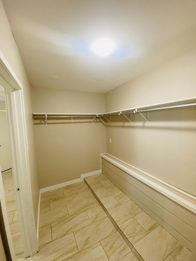 Building Photo - 106 Timber Ln Loop