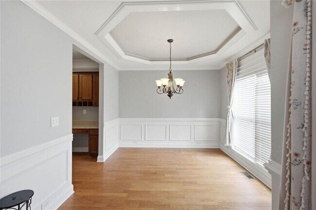Building Photo - 518 S Fortune Way