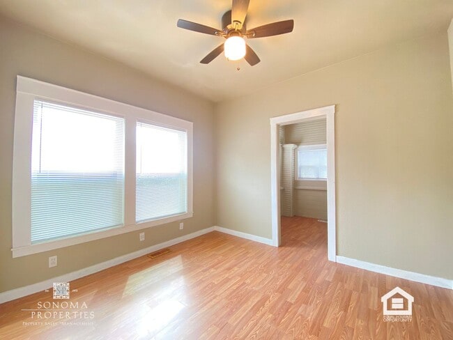 Building Photo - Charming 3bd/2ba Home on Sonoma Highway
