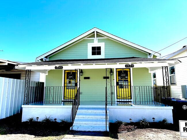 Newly Remodeled 2bd/1bth - 1839 Saint Ferdinand St