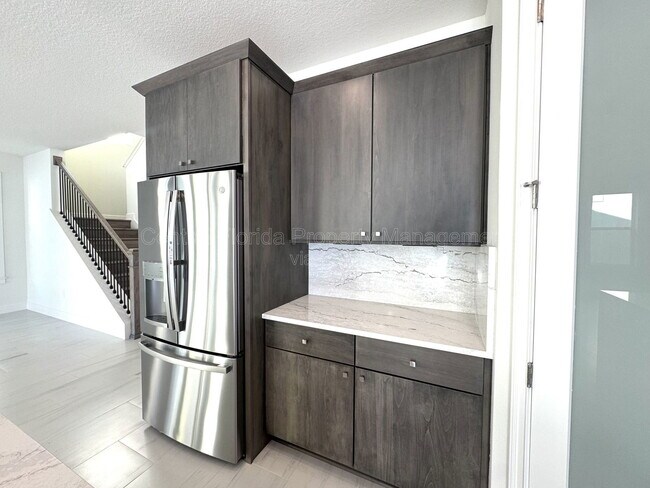 Building Photo - 9819 Gobat Aly