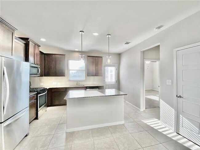 Building Photo - 148 Shearwater Ln