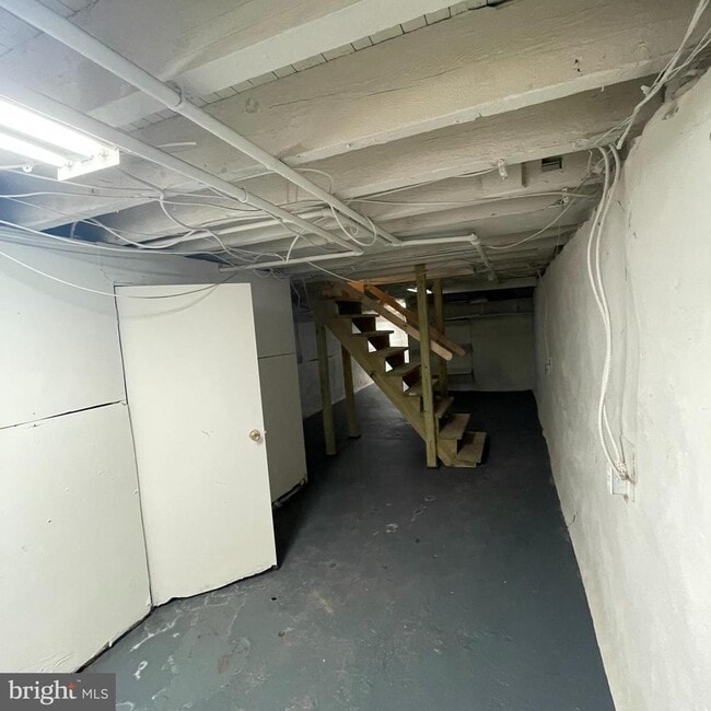 Building Photo - 2214 W Berks St