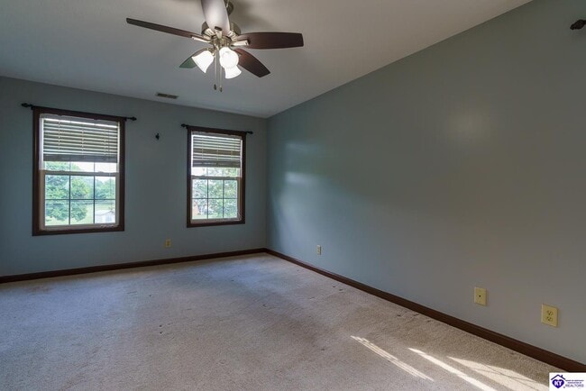 Building Photo - 435 Schlaefer Way