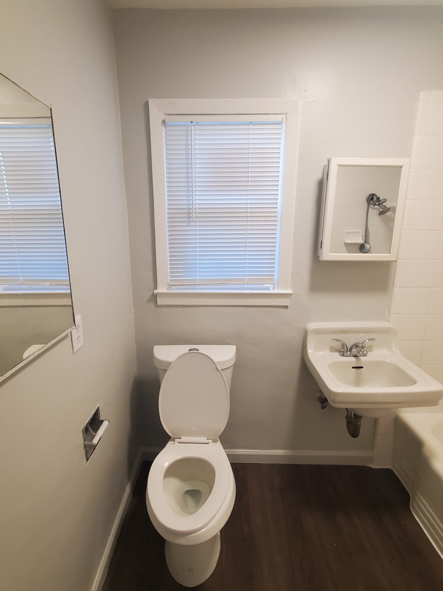 Building Photo - 1812 Clayton Ave