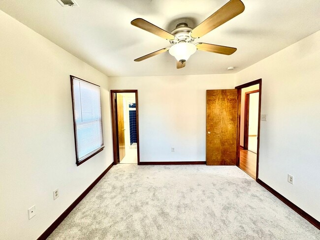 Building Photo - 5312 Ridgerun Terrace