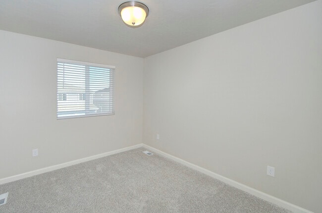 Building Photo - 63 N Veranda Ct