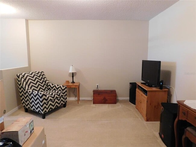 Building Photo - 2981 Tomorrow Dr