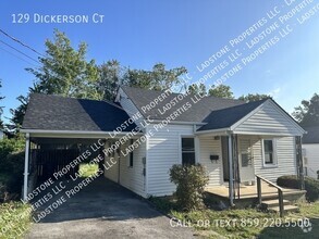 Building Photo - 2-Bed 1-Bath + Fenced in yard + Car Port