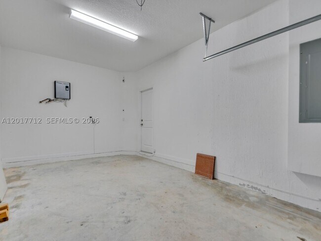 Building Photo - 25036 SW 107th Ave