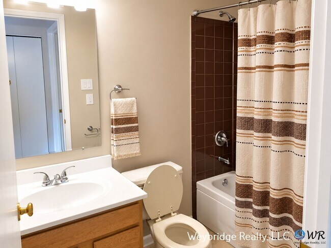 Building Photo - 9821 Timbers Dr
