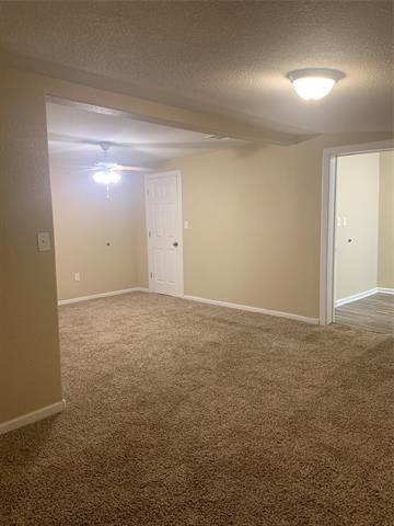 Building Photo - 706 N Park Ave