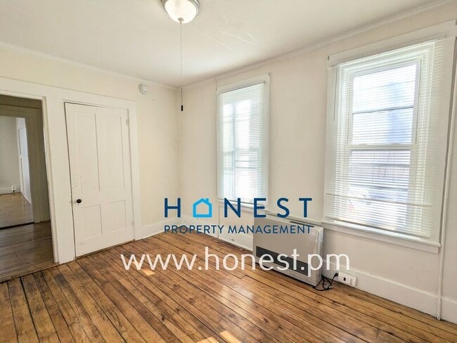 Building Photo - 30 Sewall St