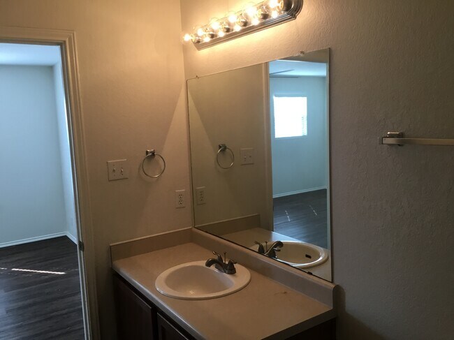 Building Photo - 3500 Banda Ln