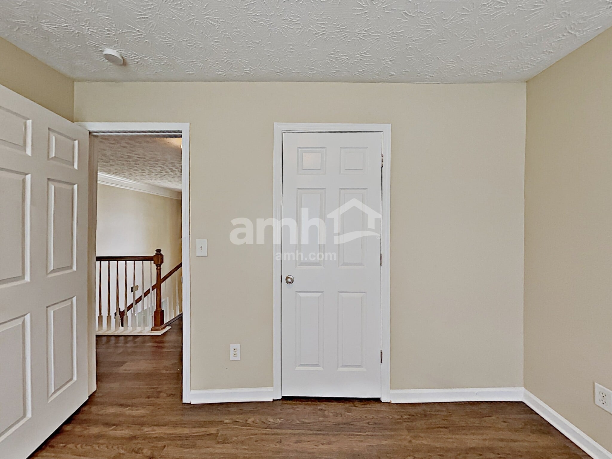 Building Photo - 3080 Rusticwood Dr