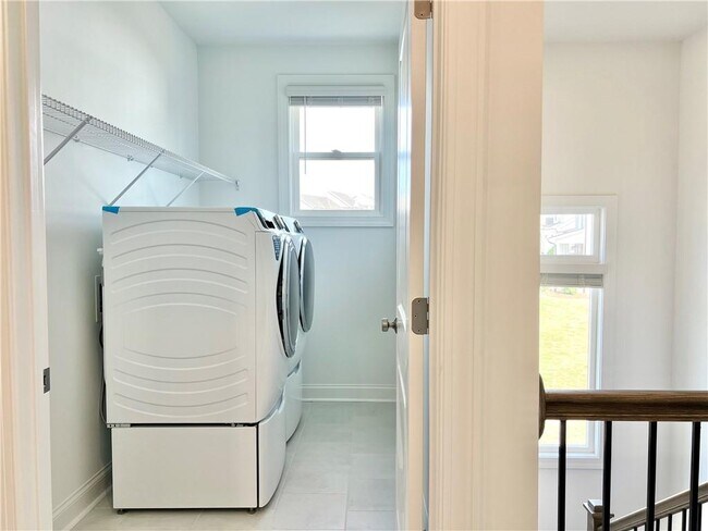 Building Photo - 1562 Wellborn Walk