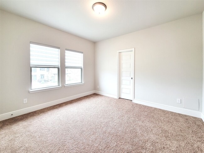 Building Photo - 13806 Friarstone Pointe Dr