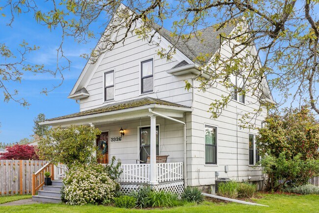 Building Photo - 3926 SE 74th Ave