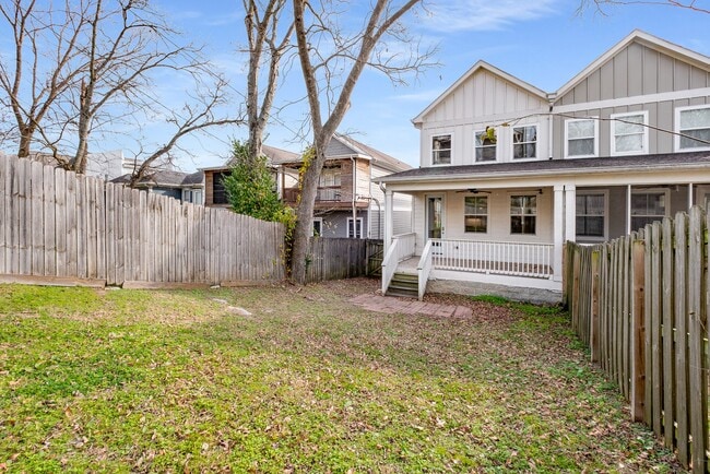 Building Photo - 4604A Michigan Ave