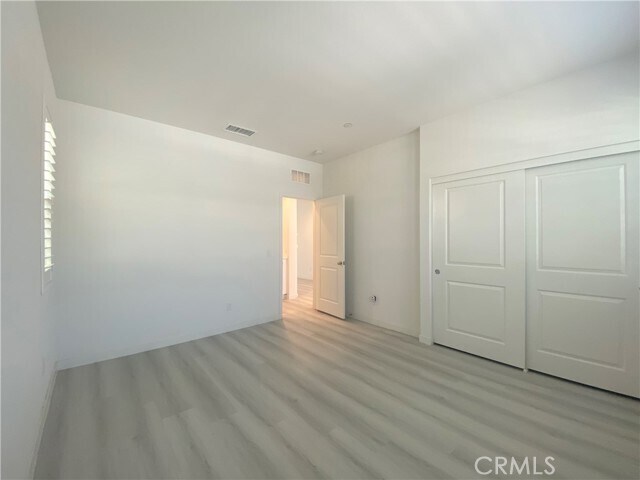 Building Photo - 2932 E Silver Sky Dr