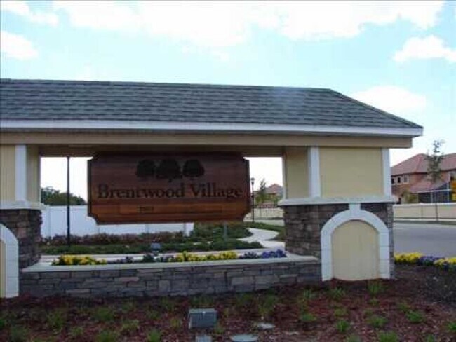 Building Photo - Stunning 2-Bedroom Townhouse in the Desirable Gated Community of The Hammocks!