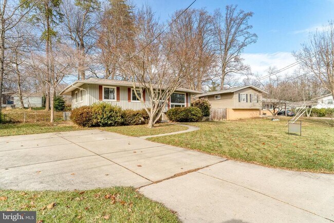 Building Photo - 4304 San Carlos Dr