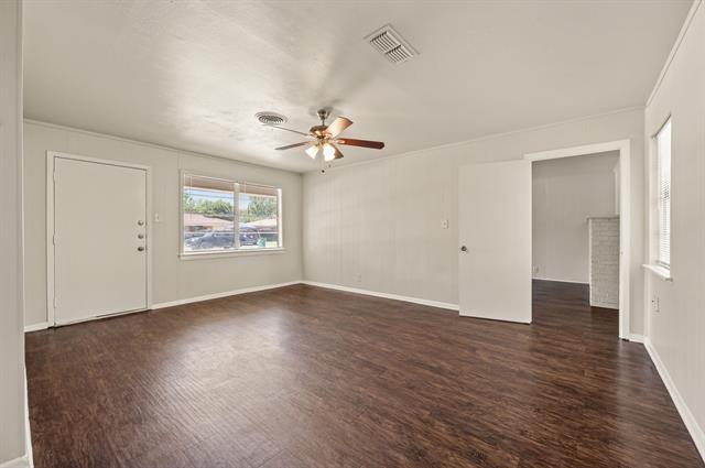 Building Photo - 5213 Santa Rosa Dr