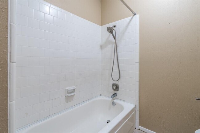 Building Photo - 9903 Cane Creek Dr