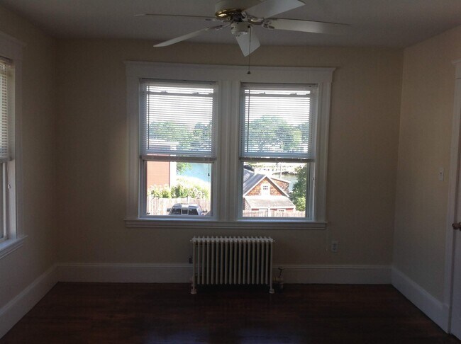 Building Photo - 53 Winthrop Ave