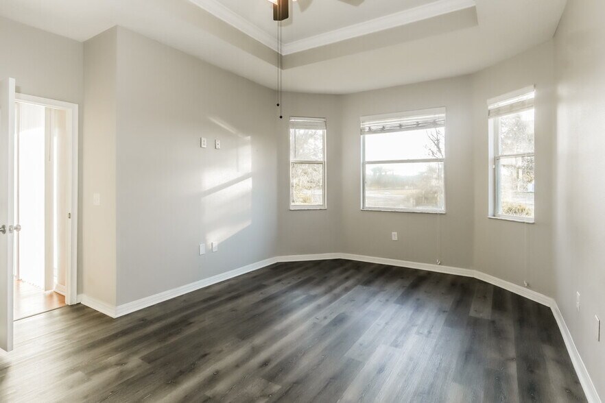 Building Photo - 3911 Constantine Loop