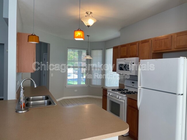 Building Photo - 527 Frieh Dr