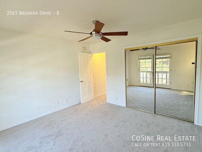 Building Photo - 2561 Navarra Dr