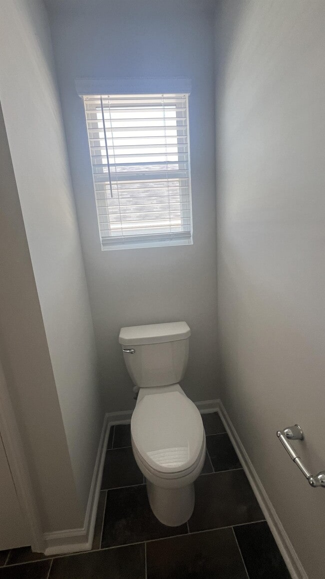 Building Photo - 228 Fire Ln