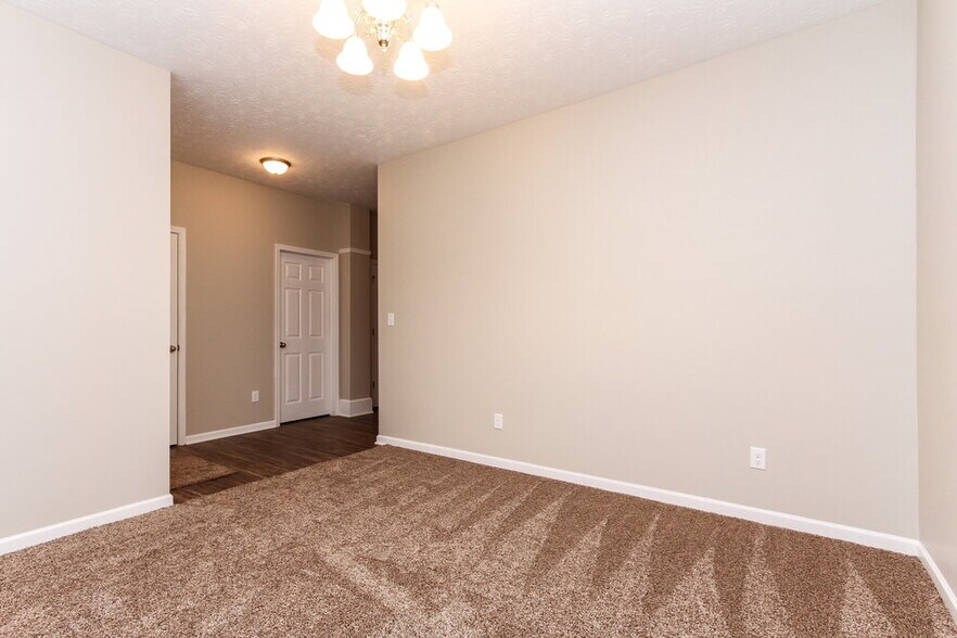 Building Photo - 5123 Coloma Ct