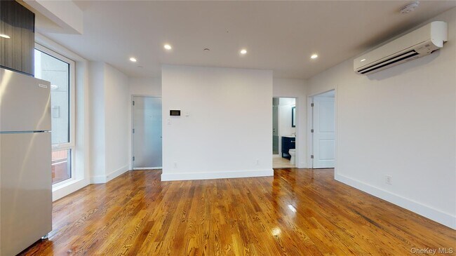 Building Photo - 138-28 Queens Blvd