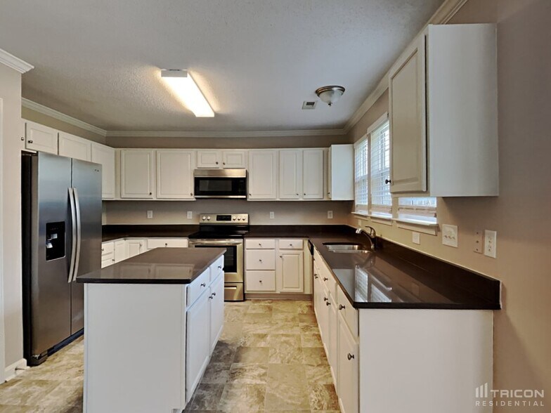 Building Photo - 3525 Sunset Hollow Ct