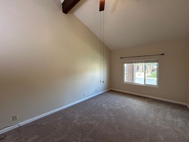 Building Photo - Sought after Concord Crossings Community 4...