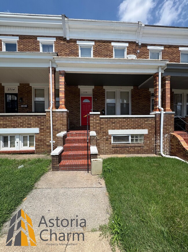 Primary Photo - 2756 Pelham Ave
