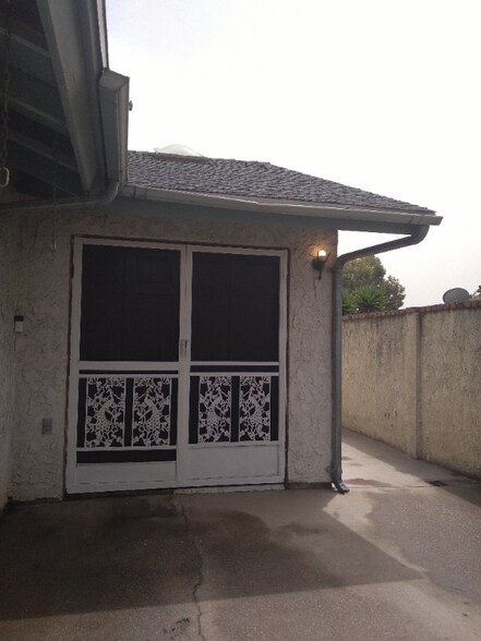 Building Photo - 12864 Raintree Ct