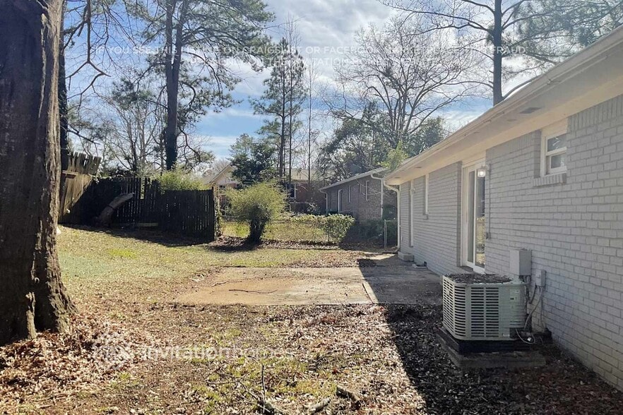 Building Photo - 3545 Stanford Cir