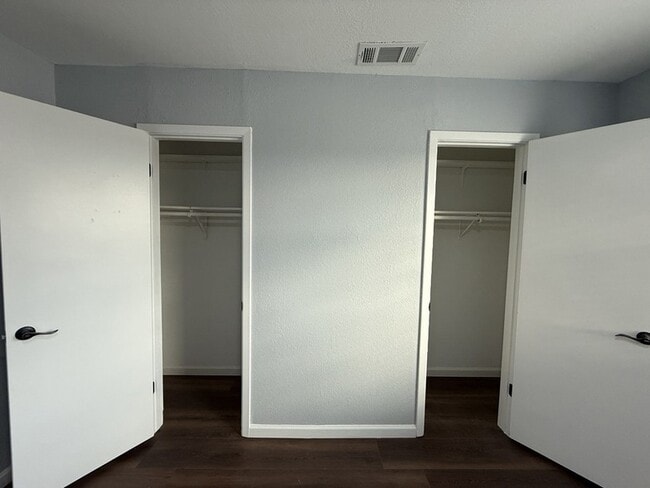 Building Photo - 6101 Melody Ln