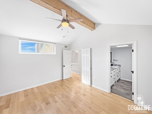 Building Photo - Modern Coastal Property In Gated Encinitas Community | 3BD/2.5BA w/Garage