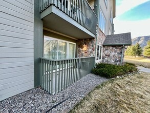 Building Photo - Condo for Rent in New Castle