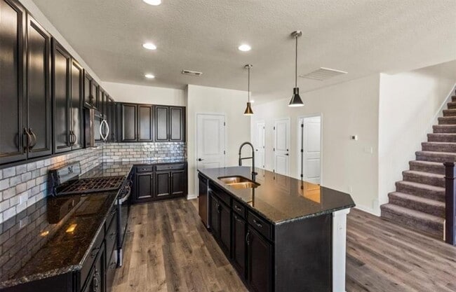 Building Photo - 100 Stone Fork Ln